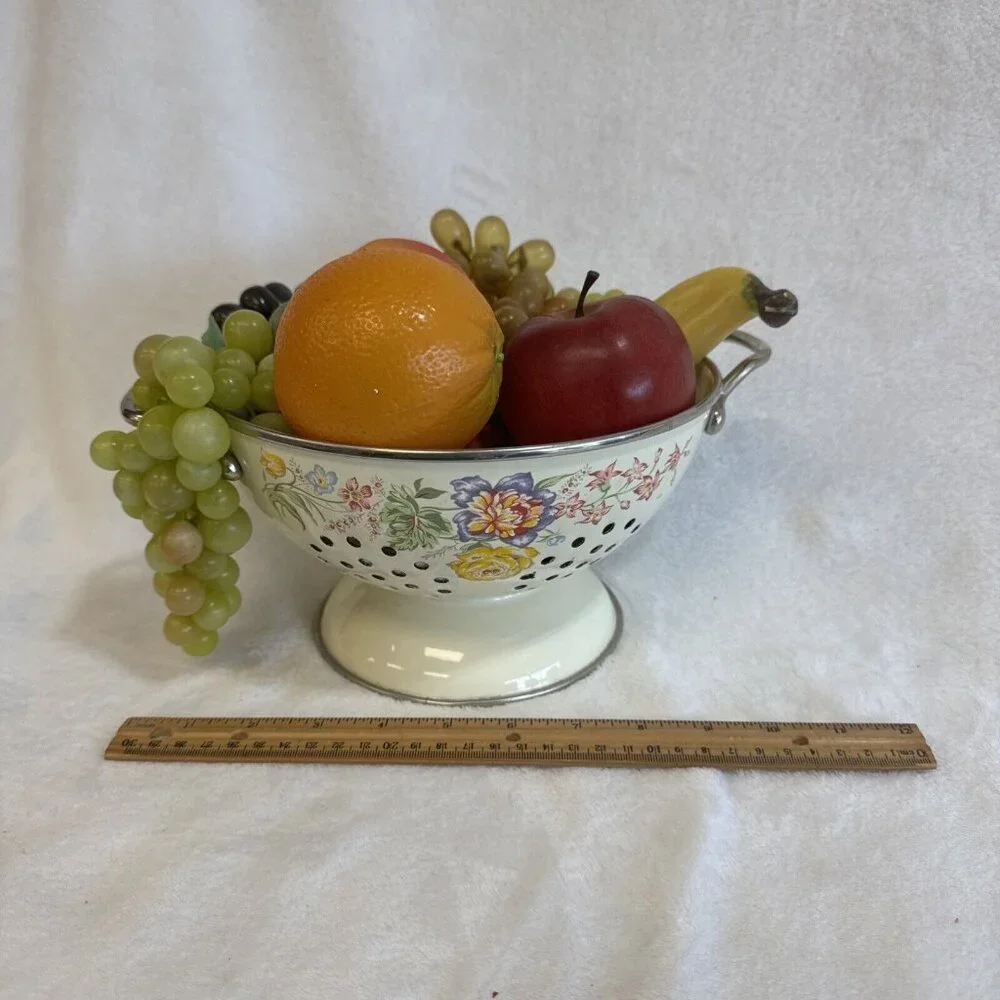 Vintage Kitchen Decor Enamel Colander W/artificial‎ Fruit Kitchencore Kitsch